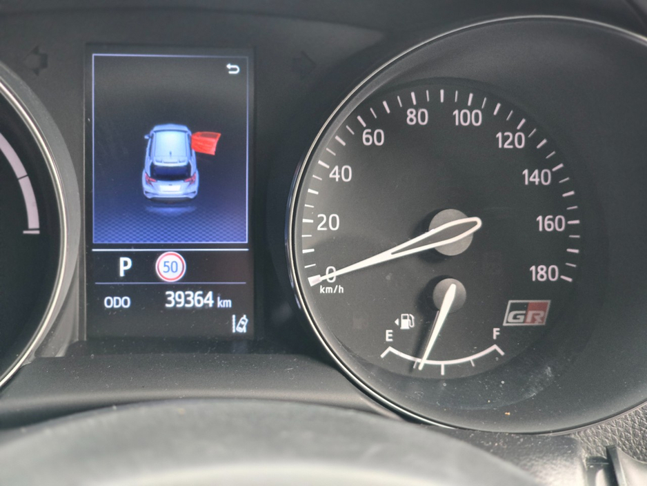 2020 Toyota C-HR - image 24