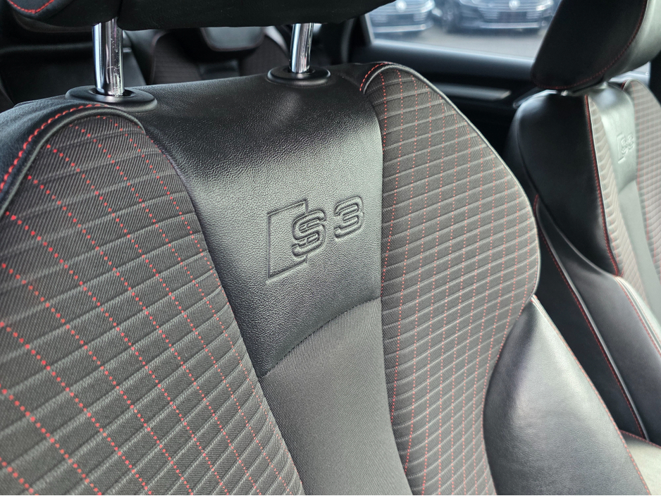 2015 Audi S3 - image 6