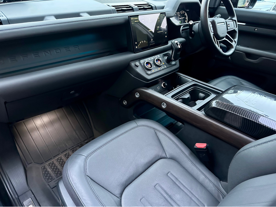 2023 Land Rover Defender ++HIGH SPEC++ 110 2.0 P400E X 404PS