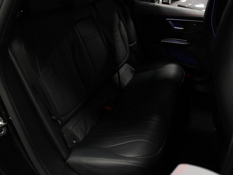2023 Mercedes-Benz EQE 300 4DR AUTO €48,995