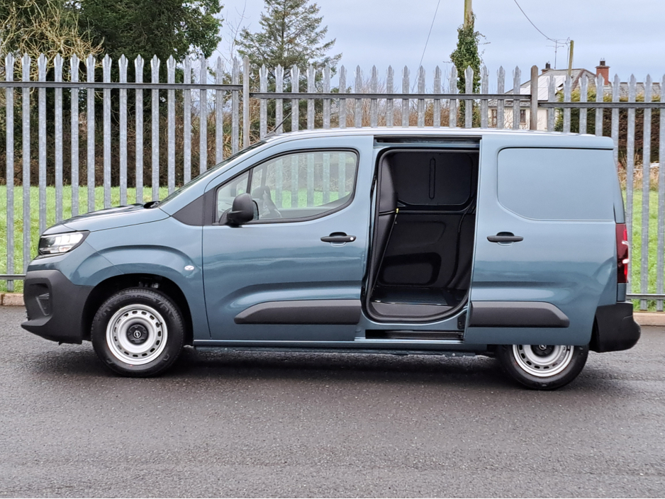 2026 Opel Combo KOMFORT L1H1 1.5TD 100BHP **LED HEADLIGHTS** €21,098