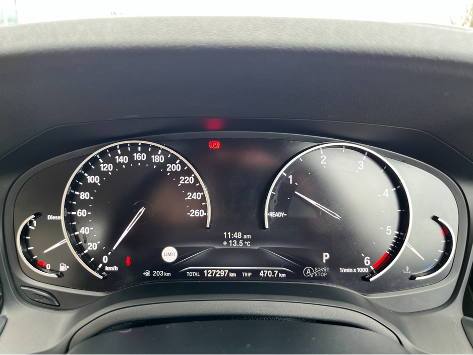 2019 BMW 3 Series - image 24