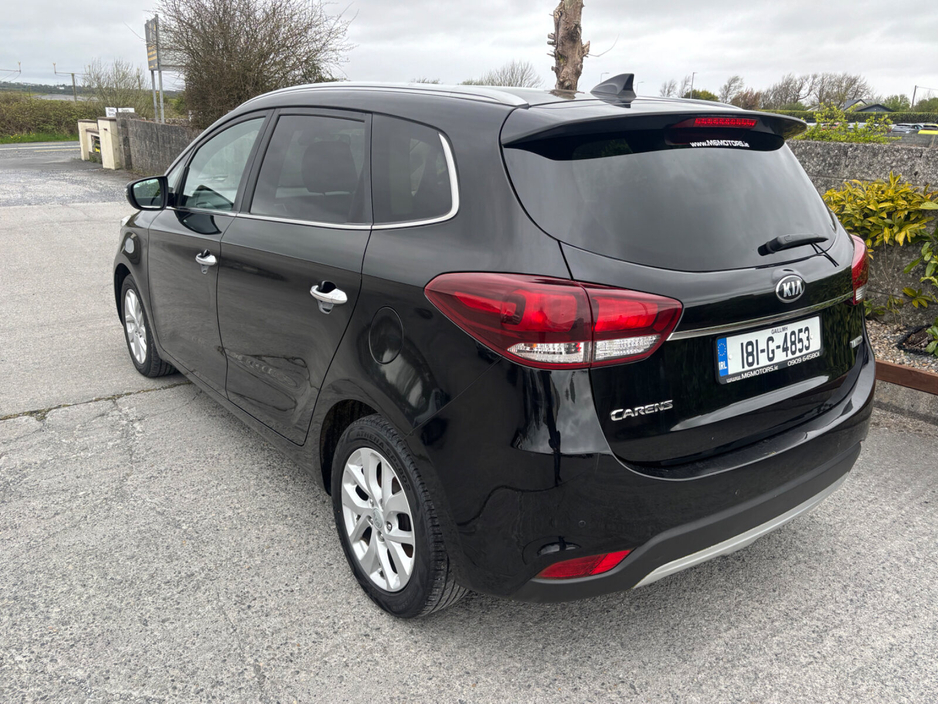 2018 Kia Carens - image 8