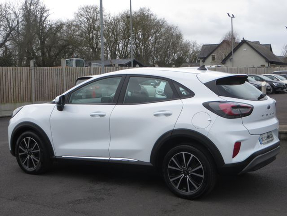 2023 Ford Puma - image 4