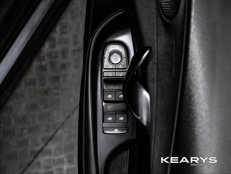 2025 BYD Dolphin - image 17