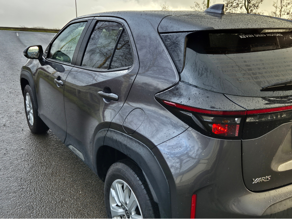 2022 Toyota Yaris Cross ICON HEV AUTO €26,250