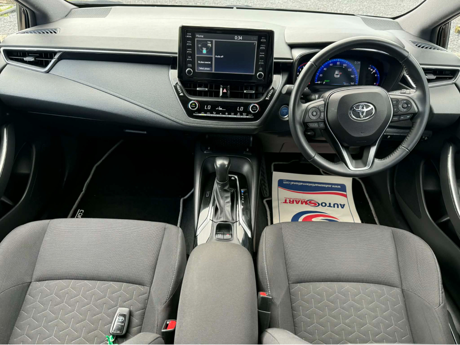 2023 Toyota Corolla - image 9