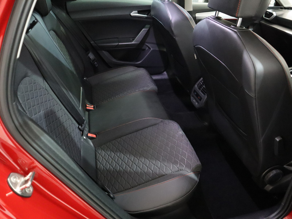 2021 SEAT Leon *64* FR PHEV S-A DSG €18,995