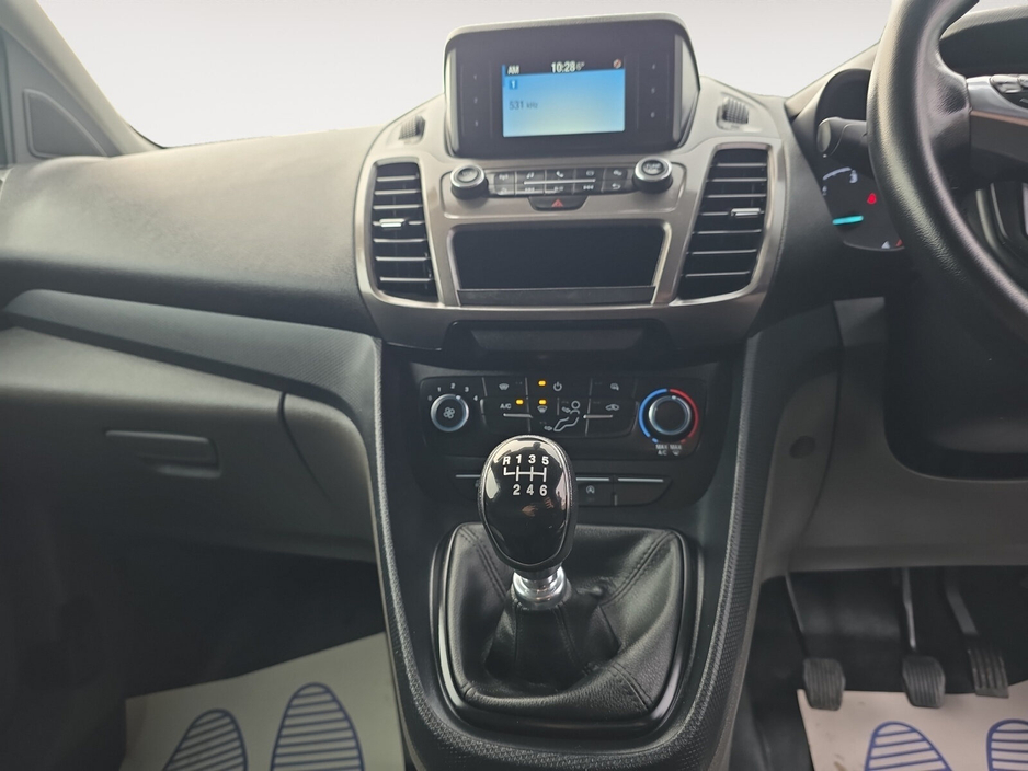 2023 Ford Transit Connect  €12,967