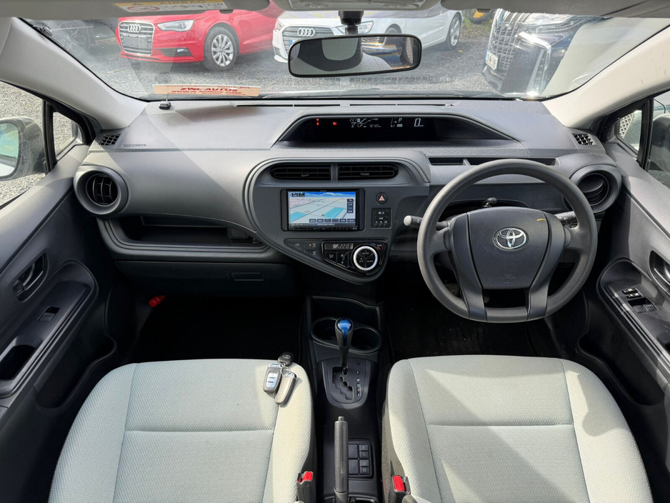 2019 Toyota Aqua - image 14