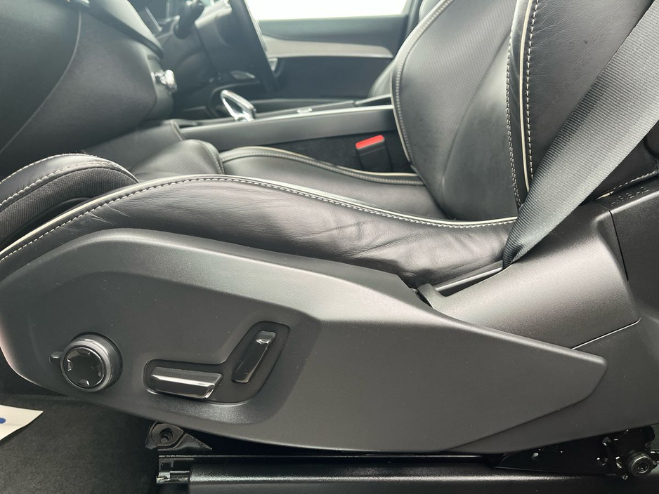 2023 Volvo XC90 - image 20