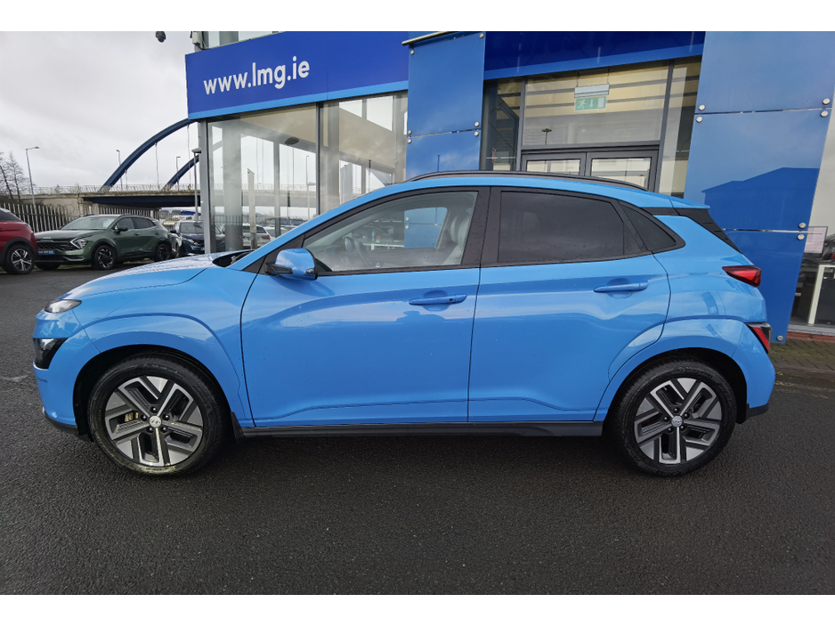 2023 Hyundai Kona 64KWH PREMIUM KAUAI - FINANCE AVAILABLE - CALL US TODAY ON 01 492 6566 OR 087-092 5525 €22,950