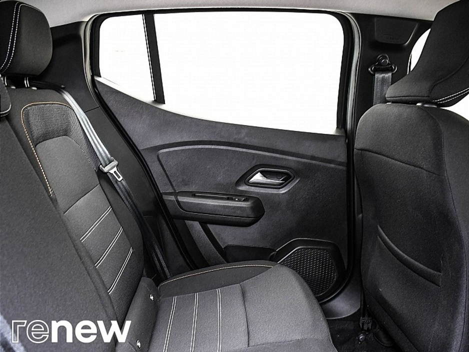 2022 Dacia Sandero Stepway - image 11