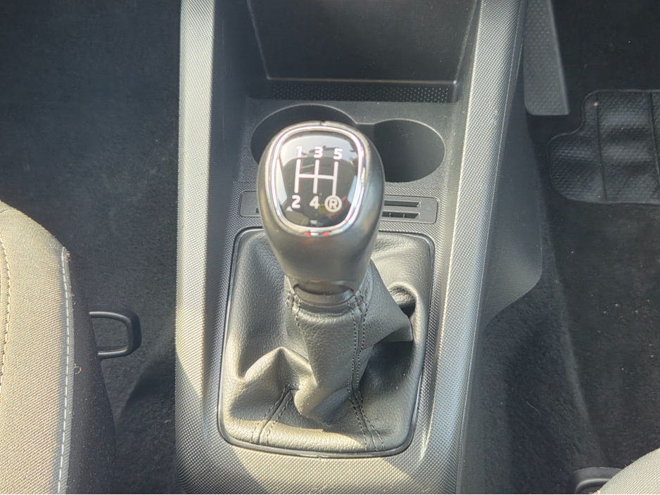 2021 Skoda Fabia - image 16