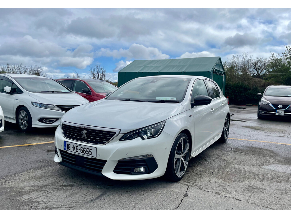 2018 Peugeot 308 - image 3