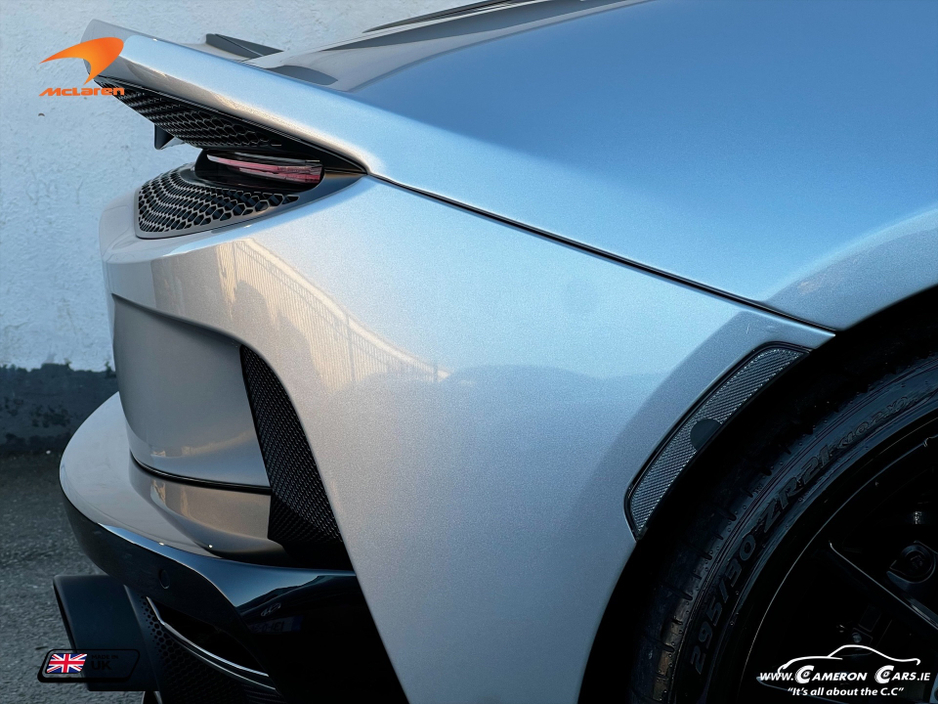 2020 McLaren GT - image 11