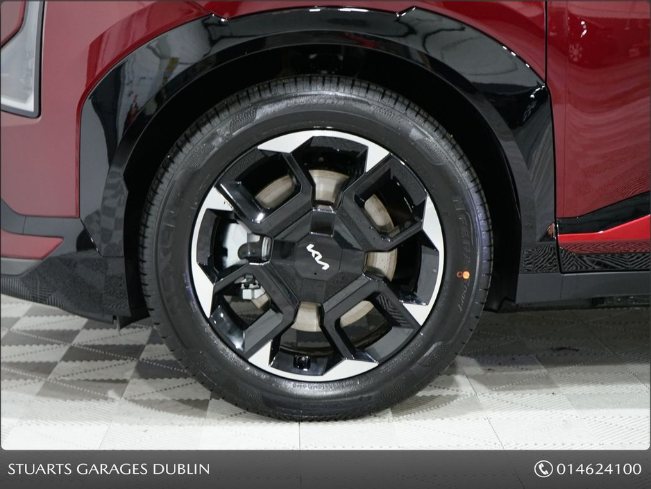 2026 Kia EV5 - image 9