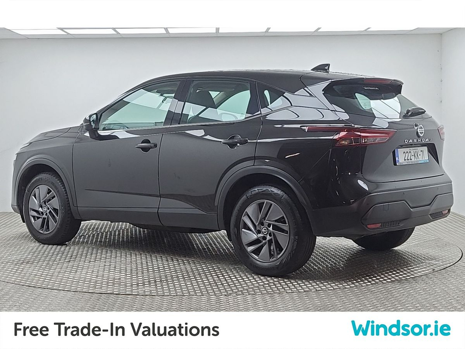 2022 Nissan Qashqai 1.3 PET MILD HYBRID SV €25,495