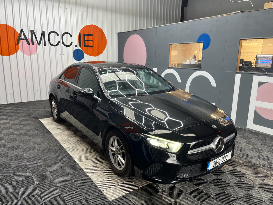 2021 Mercedes-Benz A Class 2021 MERCEDES-BENZ A180 SEDAN 1.4 AUTOMATIC / CRUISE CONTROL / REVERSE CAMERA / PADDLE SHIFTERS
