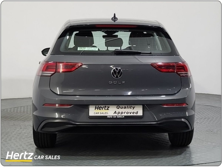 2024 Volkswagen Golf - image 19