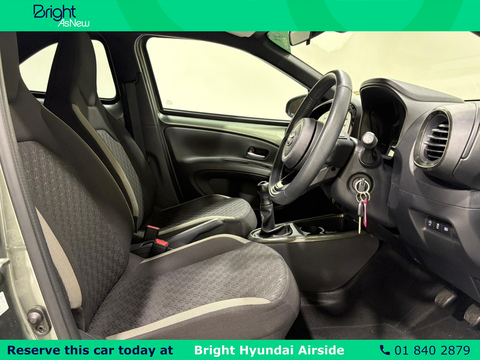 2023 Toyota Aygo X 1.0 DESIGN 4DR €18,950