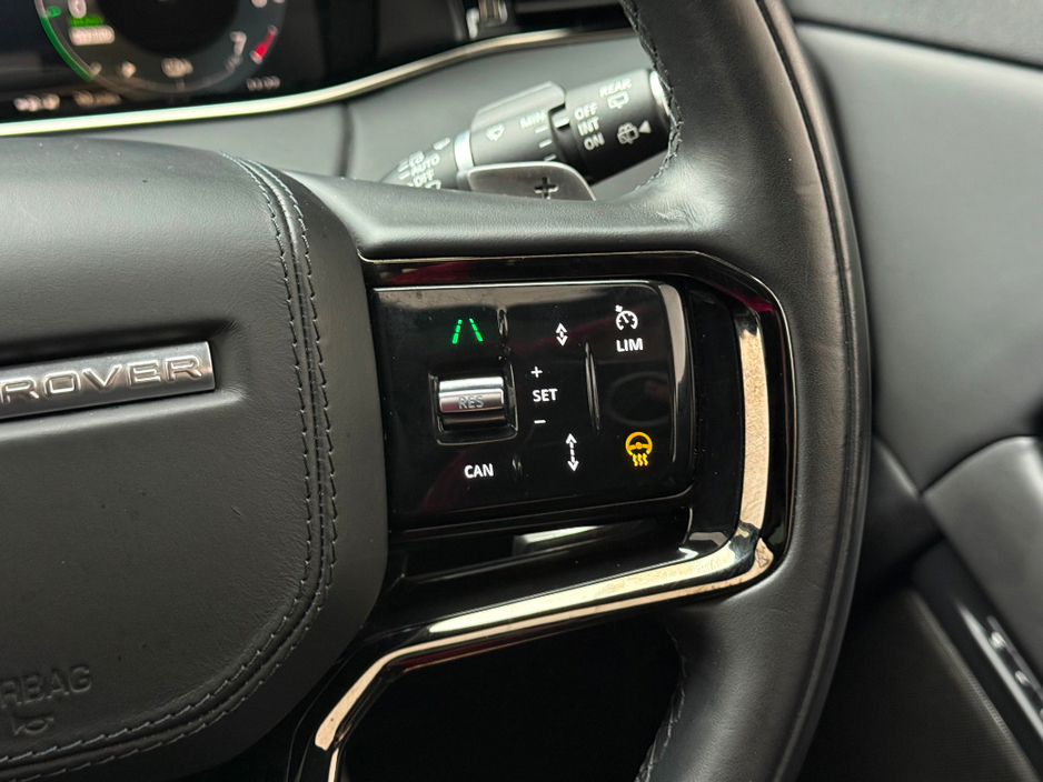 2024 Land Rover Range Rover Evoque HSE DYNAMIC P300E *HUGE SPEC* €52,990