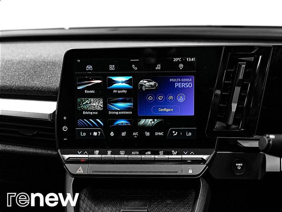 2024 Renault Megane E-Tech - image 23