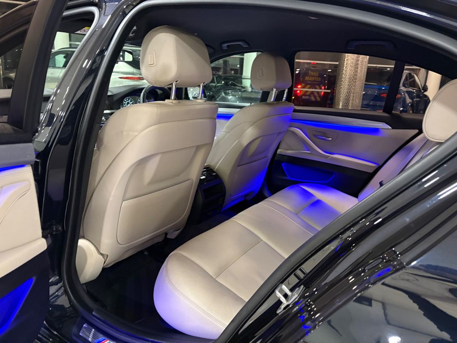 2016 BMW 5 Series 520d M-SPORT PLUS=LOW MILES//IVORY INTERIOR//19'' ALLOYS=FULL SERVICE HISTORY=TAILORED FINANCE PACKAGES AVAILABLE=TRADE IN'S WELCOME €18,995