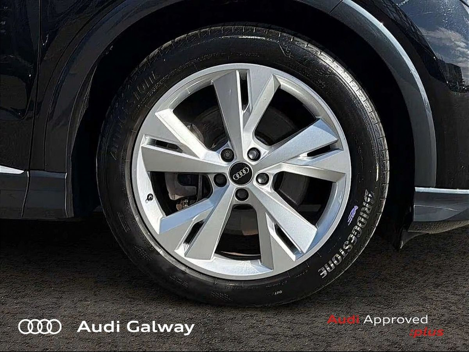 2025 Audi Q4 e-tron - image 6