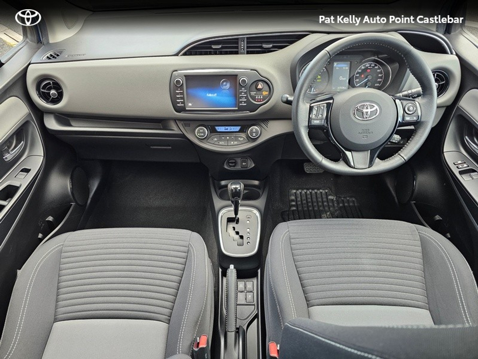 2019 Toyota Yaris - image 8