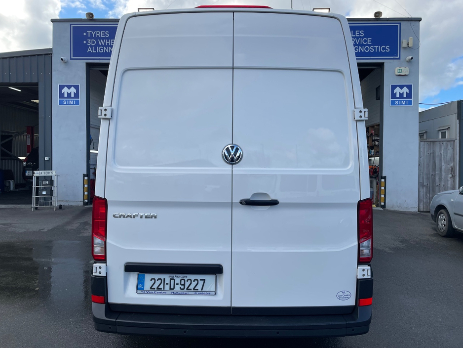 2022 Volkswagen Crafter - image 4