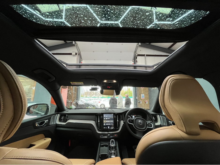 2021 Volvo XC60 €39950 2021 VOLVO XC60 RECHARGE PLUG-IN HYBRID T8 AWD 2.0 AUTOMATIC / CRUISE CONTROL / 360° CAMERA / ELECTRIC MEMORY & HEATED SEAT / PANORAMIC SUNROOF / APPLE CARPLAY €39,950