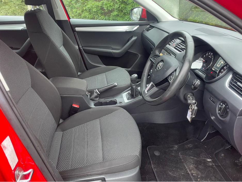 2016 Skoda Octavia AMBITION 1.6 TDI 90HP 4 4DR