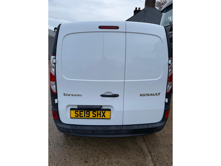 2019 Renault Kangoo - image 2