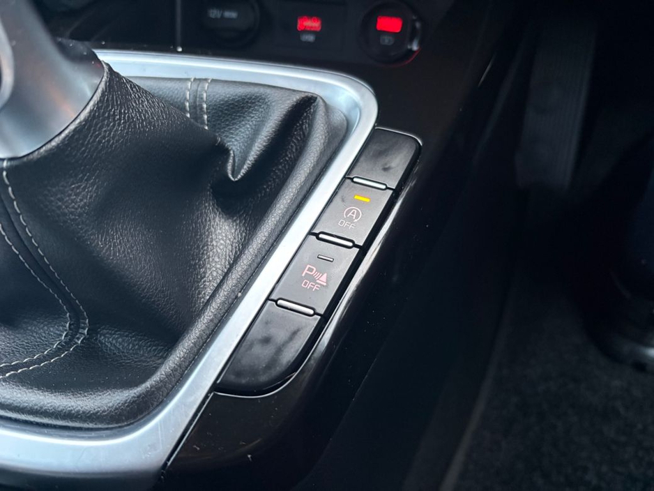 2021 Kia Ceed 1.0 GT Line MY20 5DR, *WARRANTY TILL 2028* Heated Steering Wheel, Touch Screen Infotainment System, Lane Departure Warning, €21,900