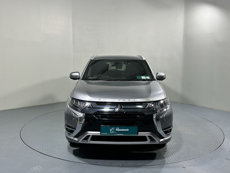 2020 Mitsubishi Outlander Instyle Plug In Hybrid €24,400
