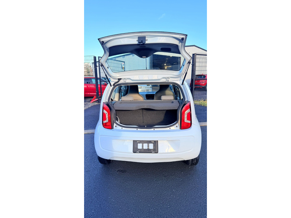 2013 Volkswagen up! 1.0 75BHP HIGH UP €6,200