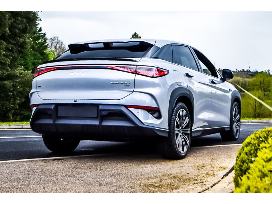 2026 BYD Sealion 7 - image 2