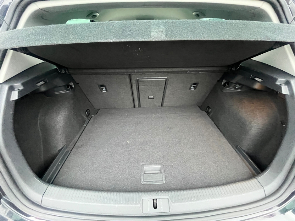 2019 Volkswagen Golf - image 20