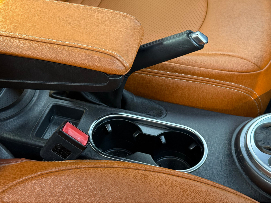 2017 Volkswagen Beetle - image 17