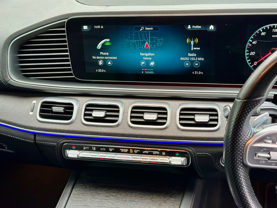 2022 Mercedes-Benz GLE Class - image 6