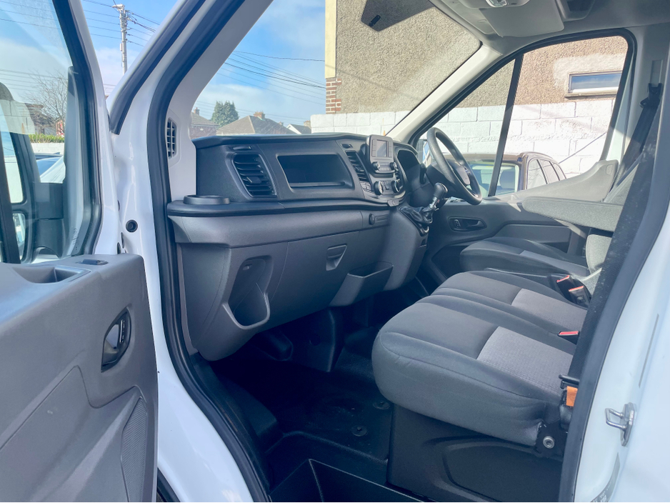 2023 Ford Transit - image 29