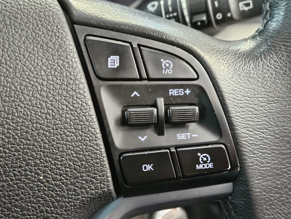 2017 Hyundai Tucson - image 9