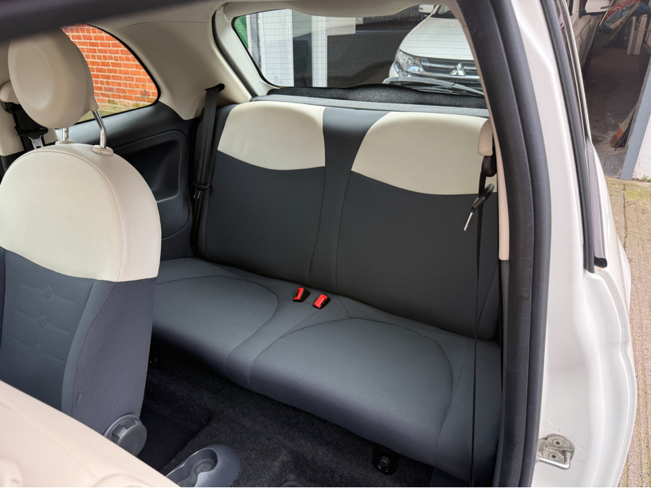 2013 Fiat 500 - image 11