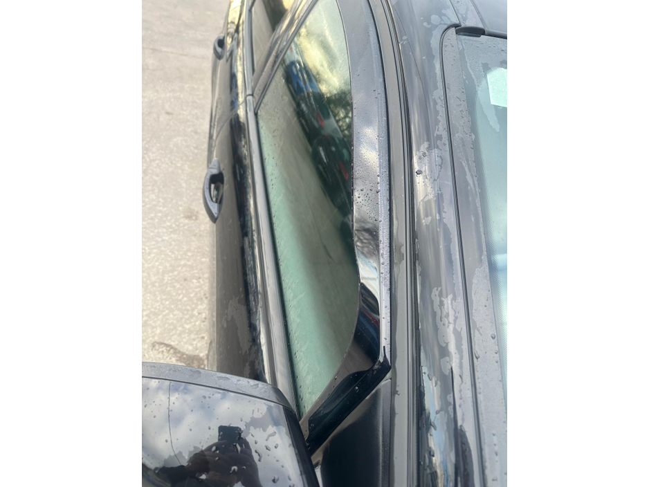 2018 Ford Focus - image 9