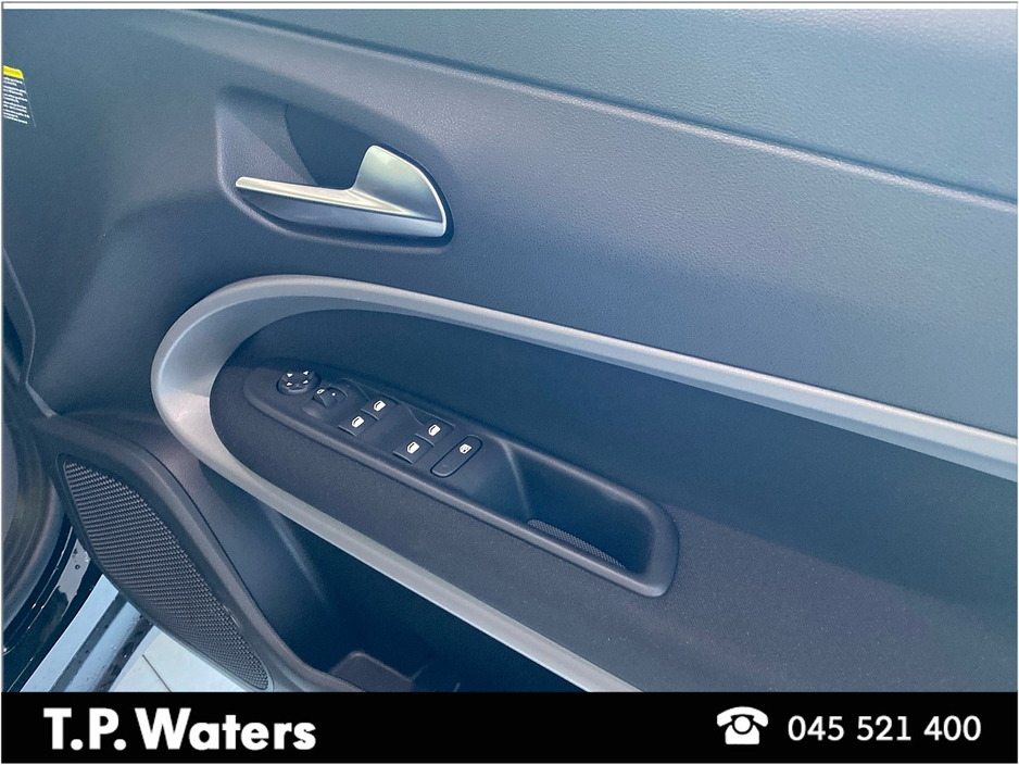 2026 Jeep Avenger - image 12