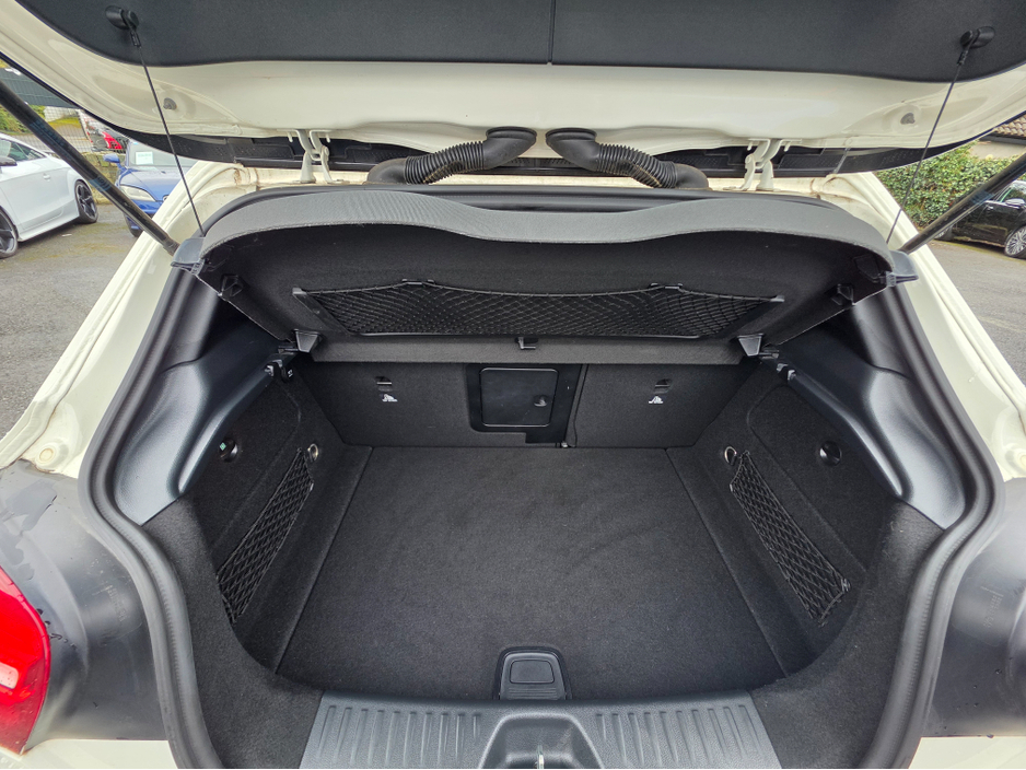 2016 Mercedes-Benz A Class - image 6