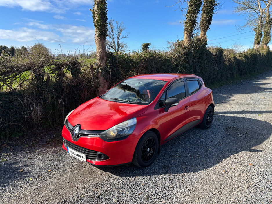 2016 Renault Clio - image 10