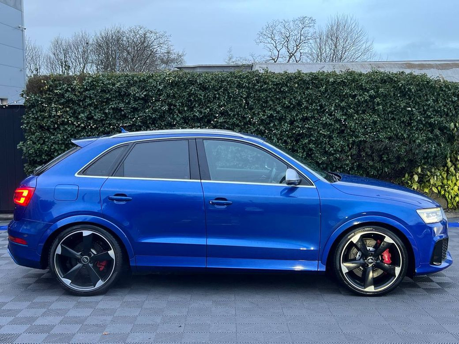 2015 Audi RS Q3 QUATTRO 2.5 TFSI // 340 BHP // BOSE SOUND SYSTEM // HEATED RS SPORT SEATS // BLUETOOTH MUSIC €33,950