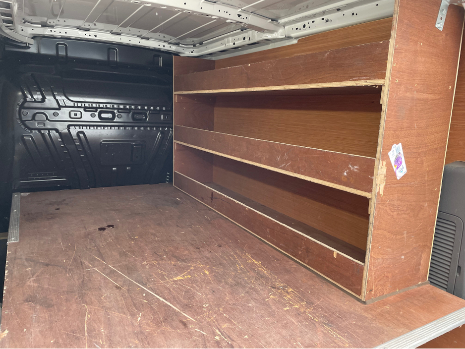 2021 Ford Transit Connect - image 13